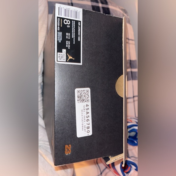 Jordan 1 Mid, size 8.5, stock x verified. - Picture 6 of 7